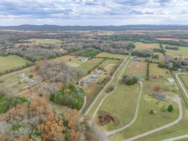 1914 Flat Woods Rd, Lebanon, TN 37090