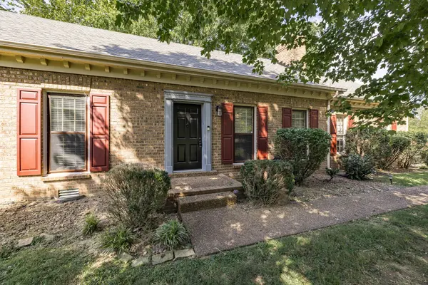 207 Connie Dr, Hendersonville, TN 37075