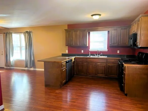 611 Mountain View Dr, Morrison, TN 37357
