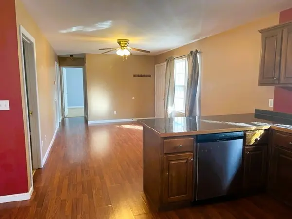611 Mountain View Dr, Morrison, TN 37357