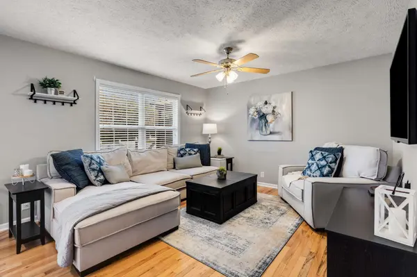 1634 Sulphur Springs Rd, Murfreesboro, TN 37129