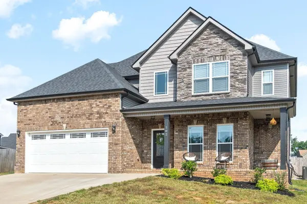 102 Wilburn Ct, Clarksville, TN 37043