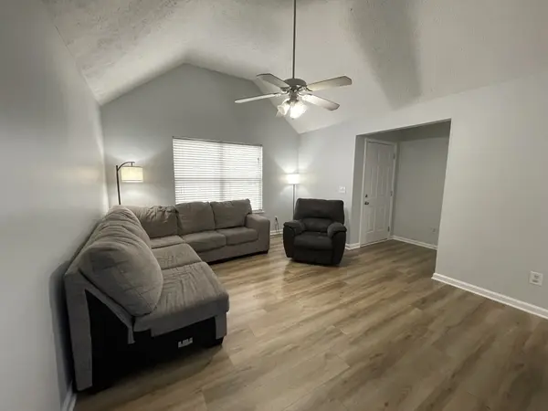 713 Eaglesham Dr, Christiana, TN 37037