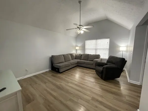 713 Eaglesham Dr, Christiana, TN 37037