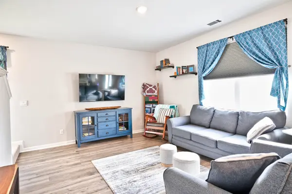 127 Saddle Horse Ln, Murfreesboro, TN 37129