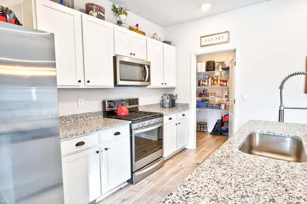 127 Saddle Horse Ln, Murfreesboro, TN 37129