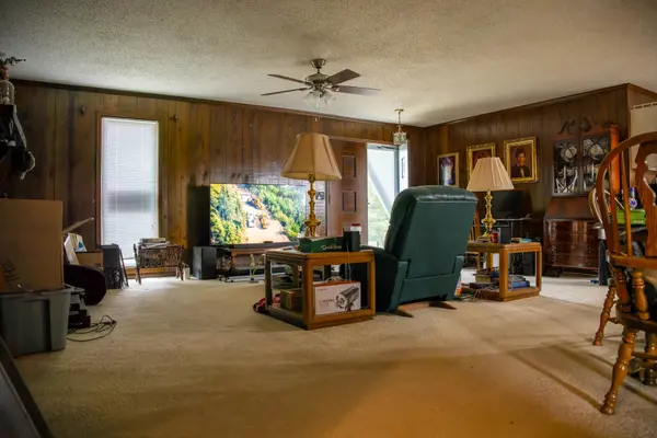 125 Brookview Dr, White House, TN 37188