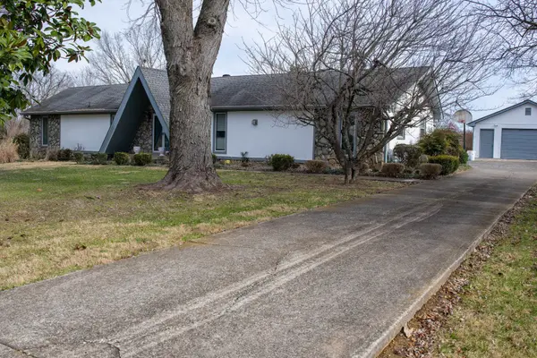 125 Brookview Dr, White House, TN 37188