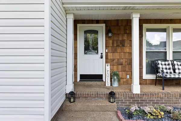 328 Walnut Ct, White House, TN 37188
