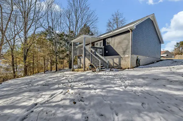 127 Sanders Ct, Brush Creek, TN 38547