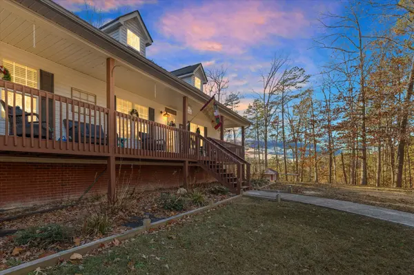 442 E Long Hollow Road, Rock Spring, GA 30739