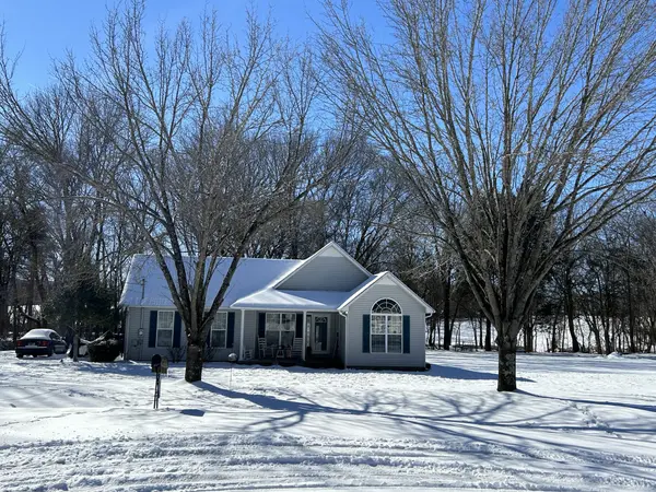 358 Bookout Ln, Cowan, TN 37318