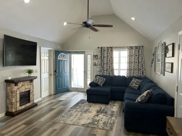 358 Bookout Ln, Cowan, TN 37318