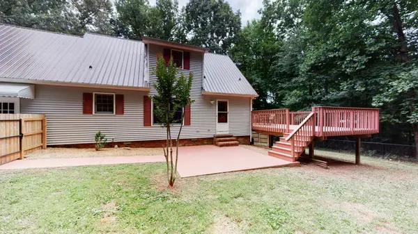 164 Glenview Dr, Estill Springs, TN 37330