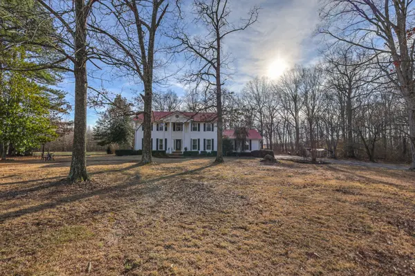175 Dry Weakley Rd, Ethridge, TN 38456