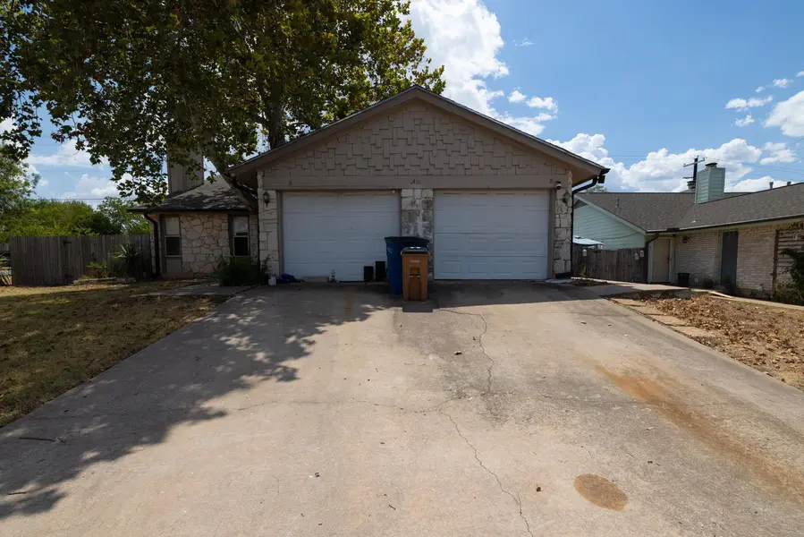 2401 Singletree Ave #B, Austin, TX 78727