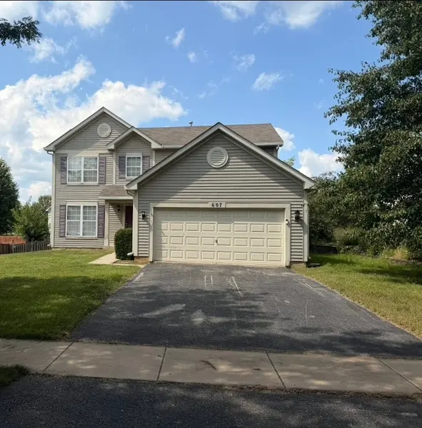 607 Searl ST, Plano, IL 60545