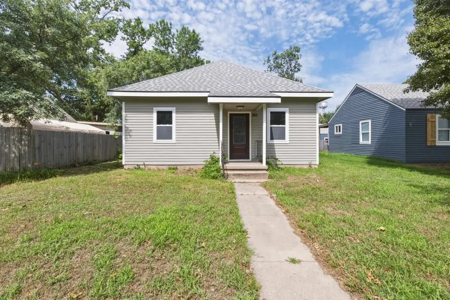 305 S Reno, Burrton, KS 67020