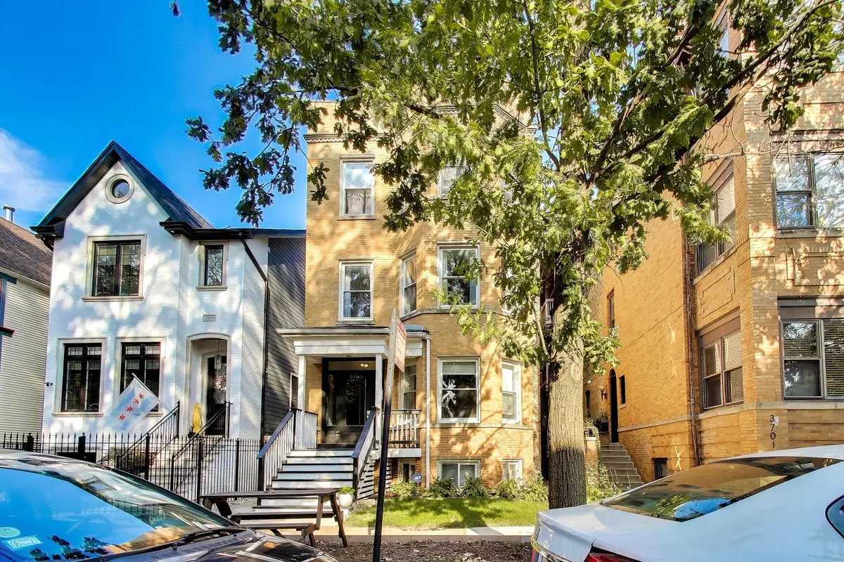 3705 N Paulina ST #2, Chicago, IL 60613