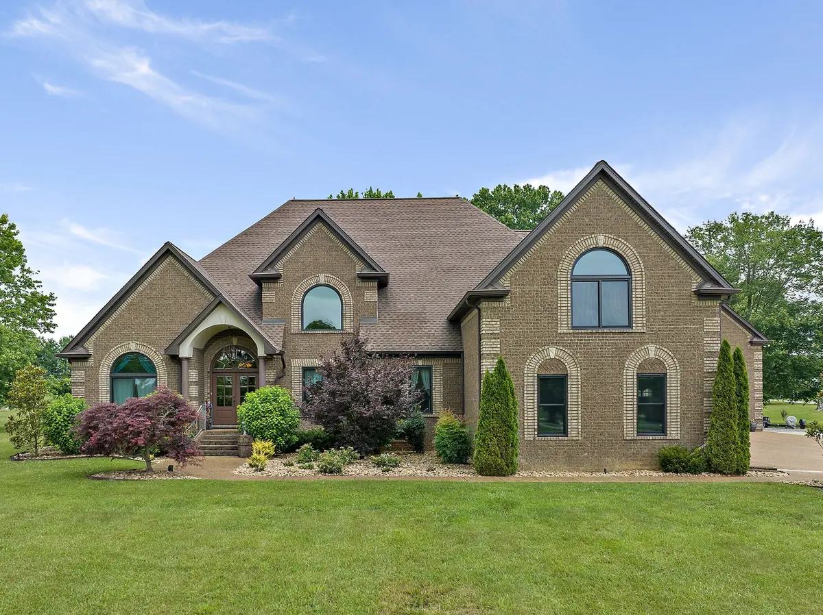 3038 Highway 25 W, Cottontown, TN 37048
