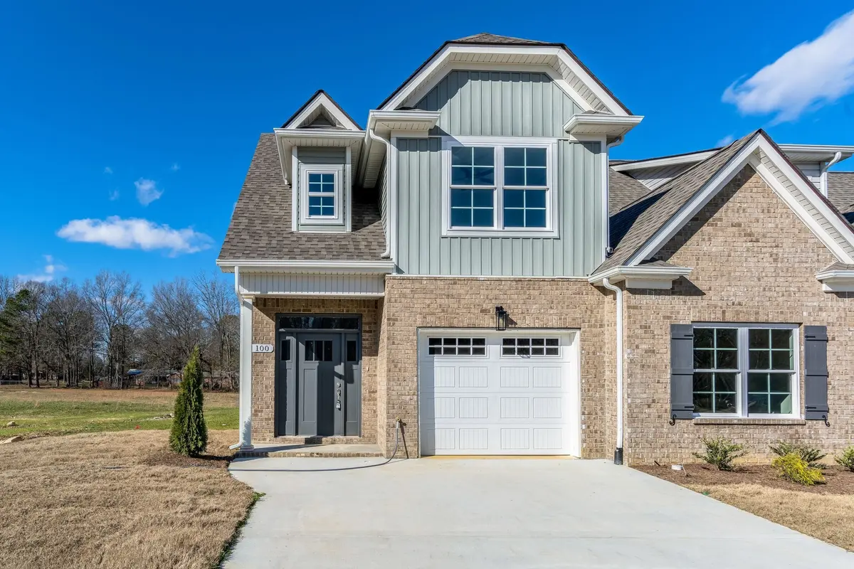 100 Creek Wood Road, Manchester, TN 37355
