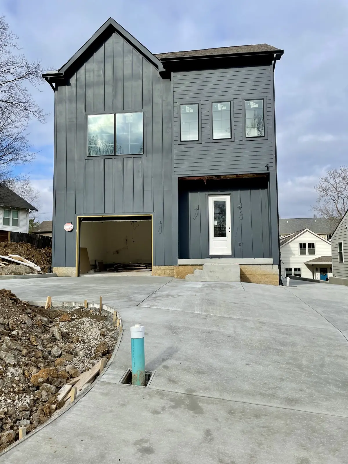 100A McKennell Dr, Nashville, TN 37206