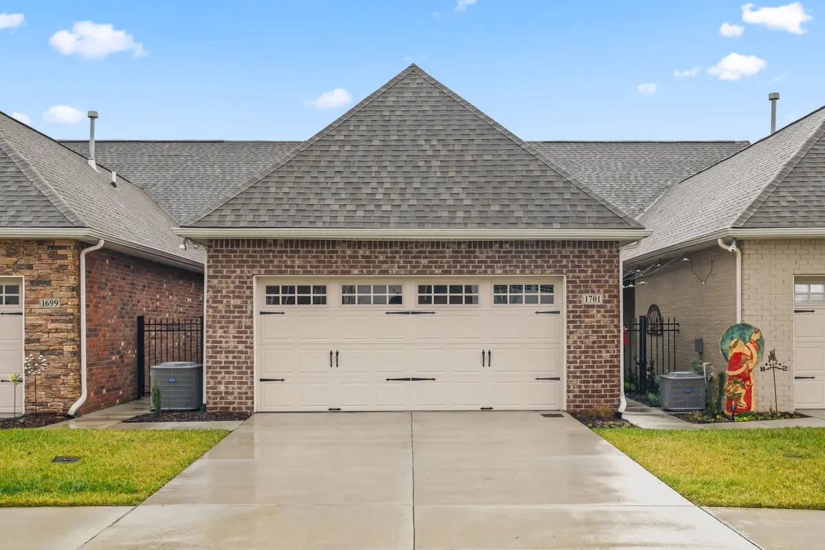 1701 Foston Ln, Gallatin, TN 37066