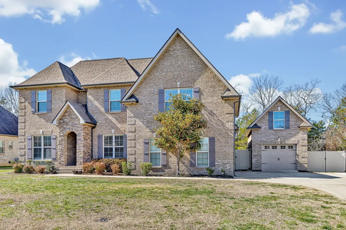 1407 Rhonda Dr, Christiana, TN 37037
