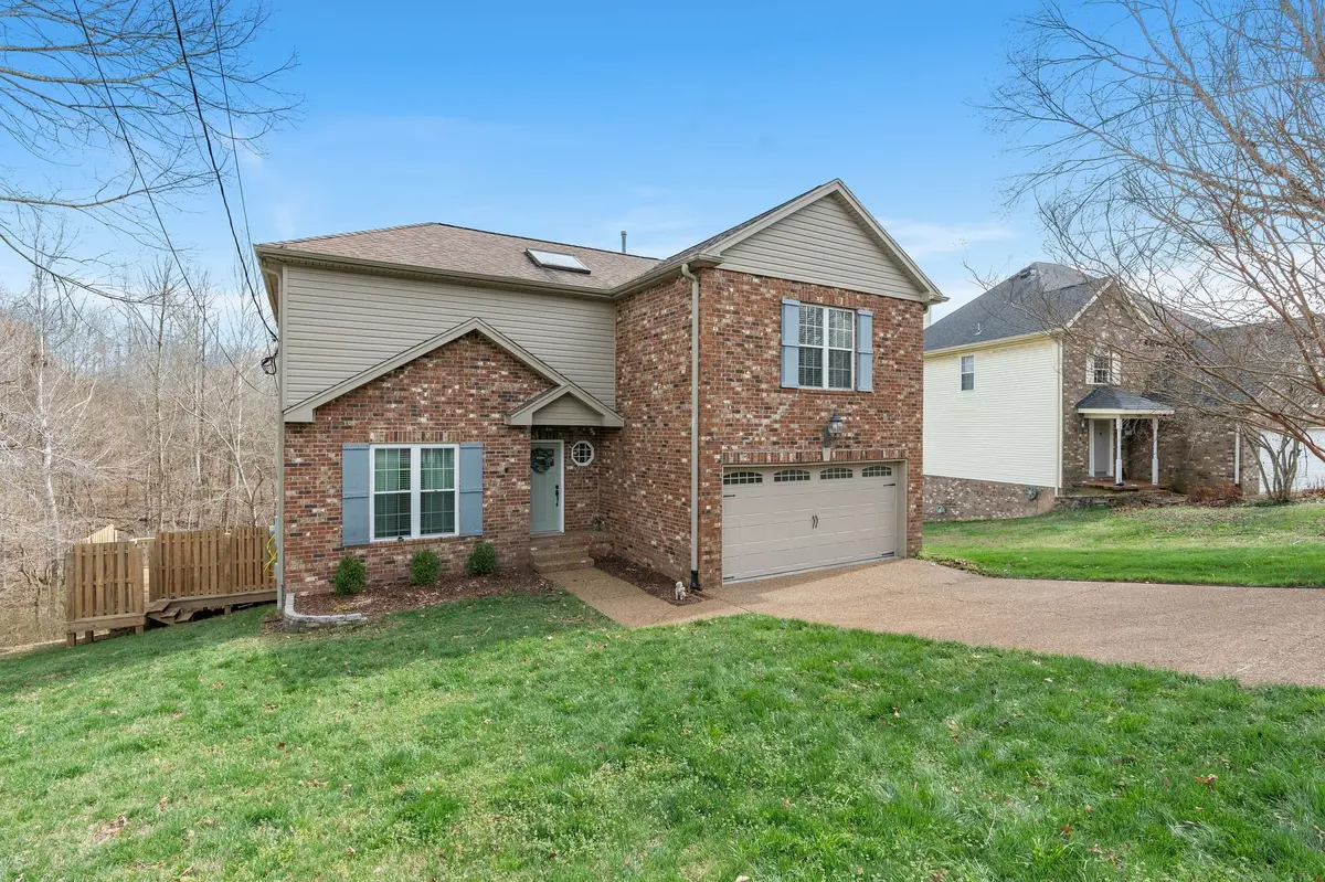 141 Scenic Harpeth Dr, Kingston Springs, TN 37082