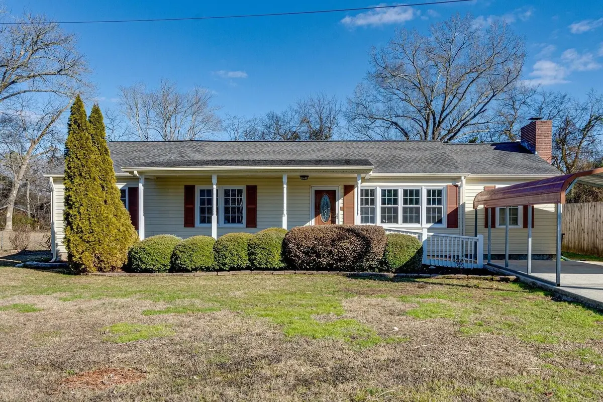 11 Pegram Circle, Fort Oglethorpe, GA 30742