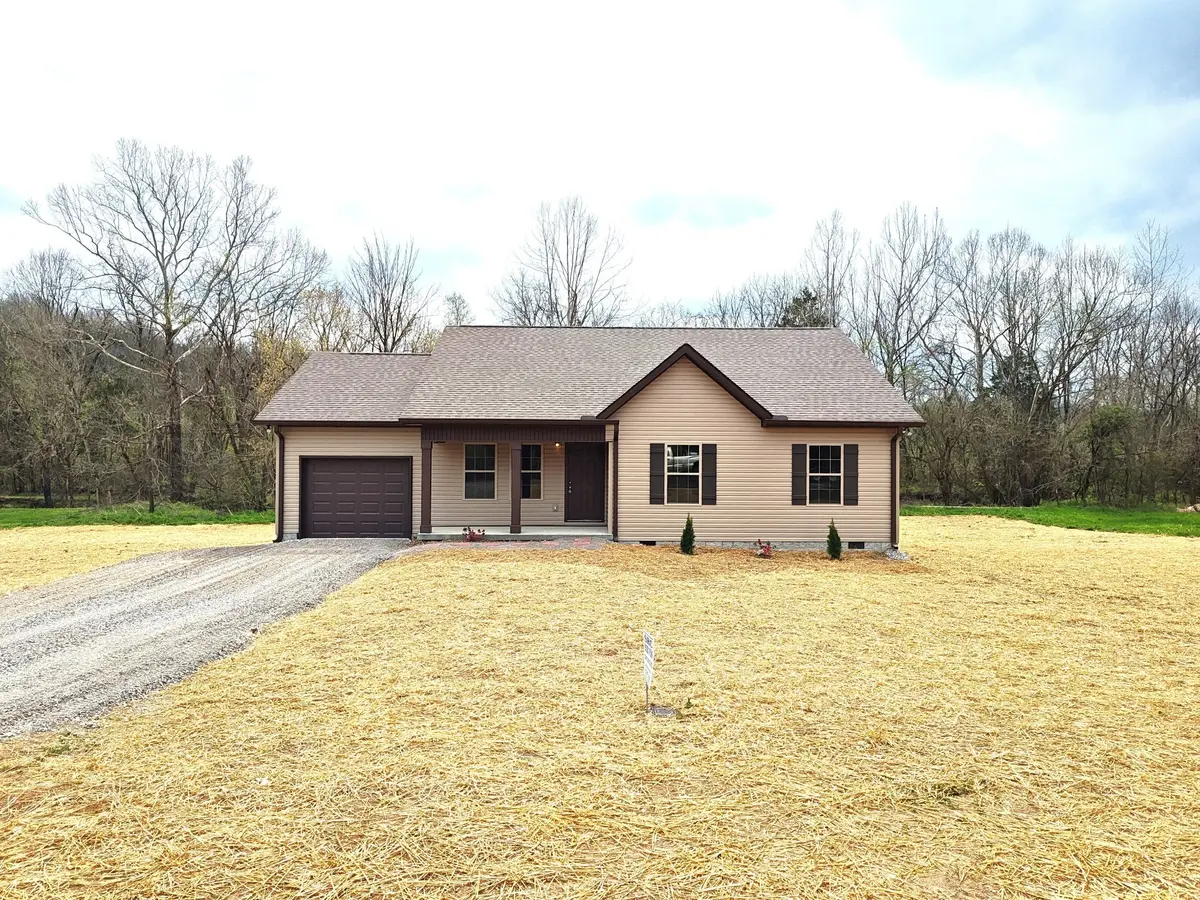 671 W Main St, Alexandria, TN 37012