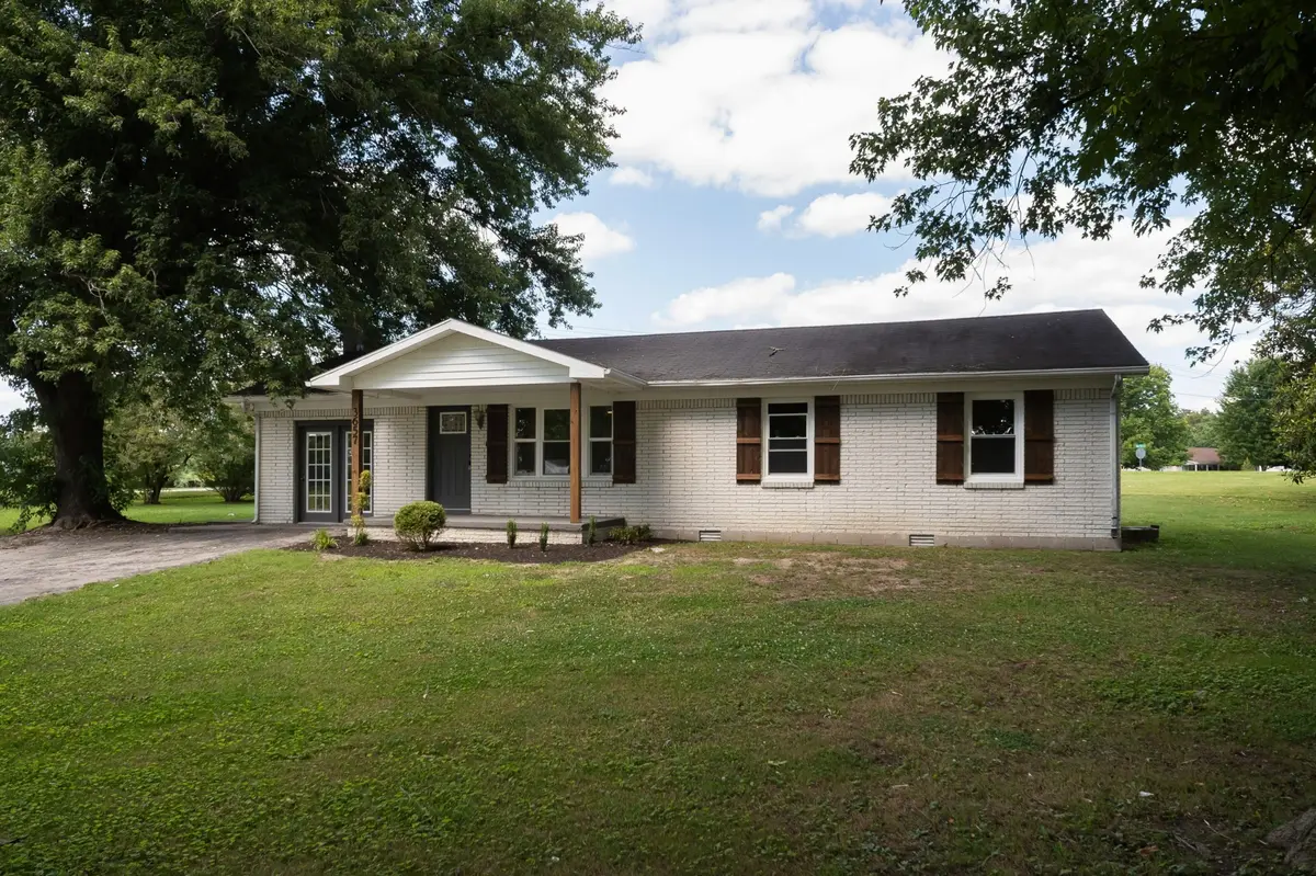 3657 Pippin Rd, Cookeville, TN 38501