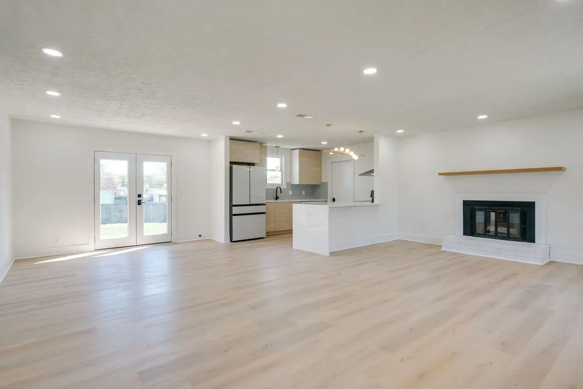 3832 Creekwood Cir, Nashville, TN 37218