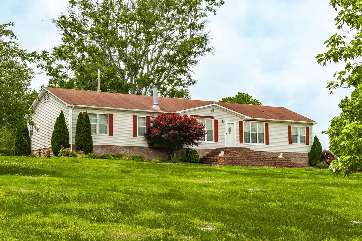 960 Harsh Ln, Castalian Springs, TN 37031