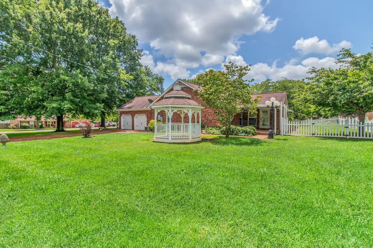 100 Marble Ct, Smyrna, TN 37167