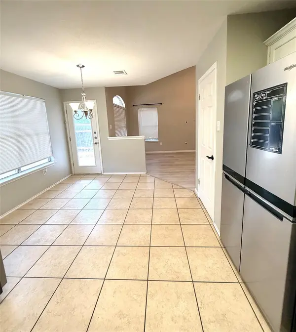 1145 Kentra DR, Pflugerville, TX 78660