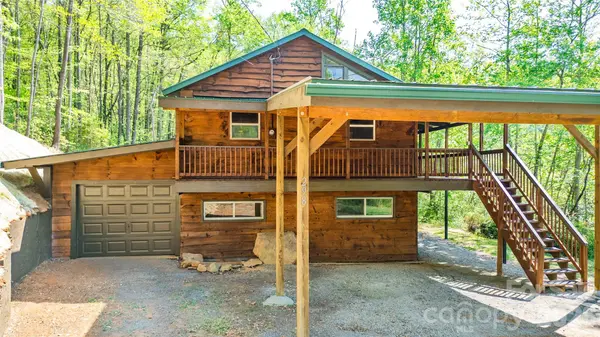 298 Timbuktu RD, Sylva, NC 28779