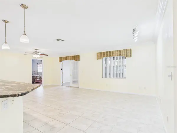 9679 SW 99TH AVE, Ocala, FL 34481