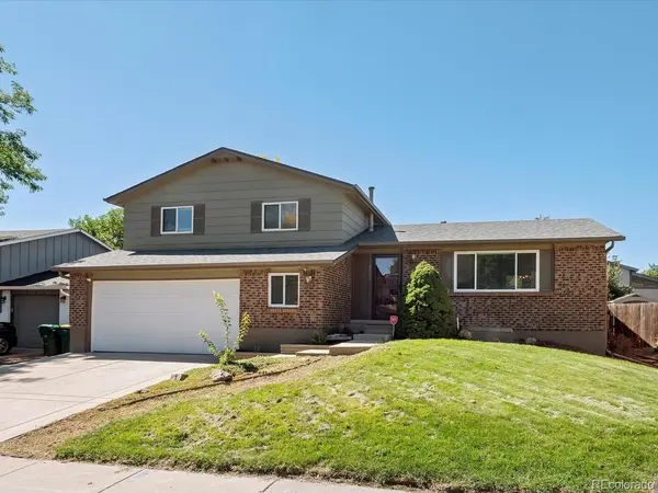 8882 W Arbor AVE, Littleton, CO 80123