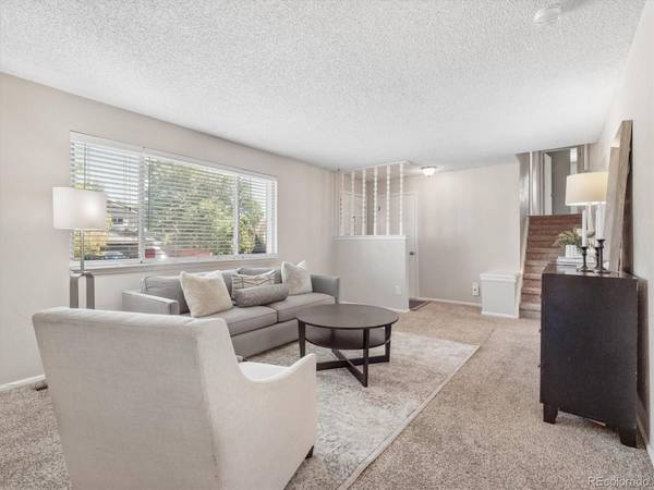 8882 W Arbor AVE, Littleton, CO 80123