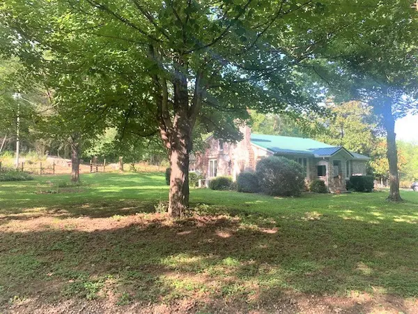1102 Dog Tail Rd, Shelbyville, TN 37160
