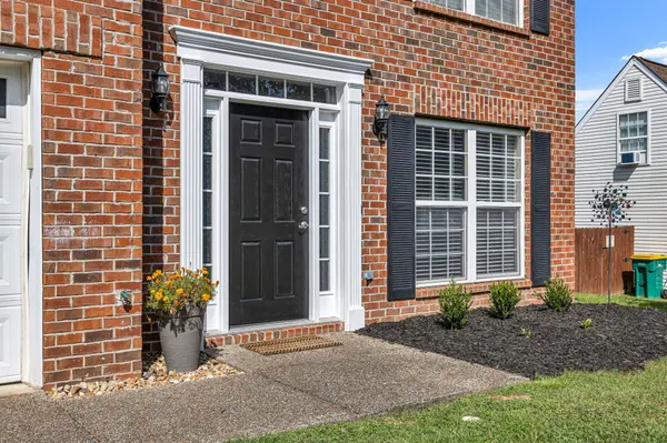 1709 Carlyon Ct, Spring Hill, TN 37174