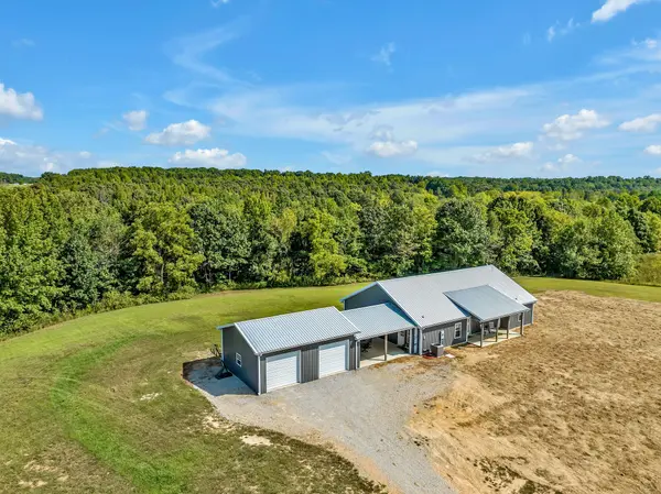 242 Hedrick Ln, Summertown, TN 38483