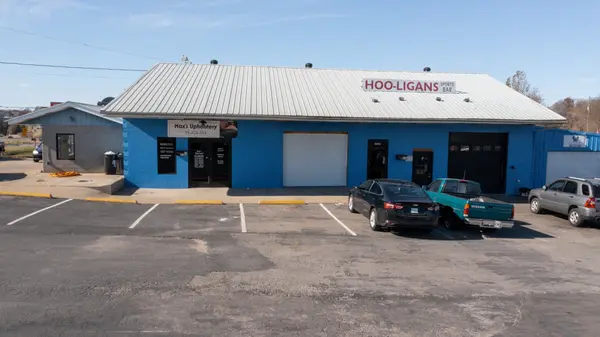 915 Providence Blvd, Clarksville, TN 37042