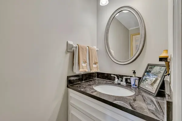 5754 Stone Brook Dr, Brentwood, TN 37027