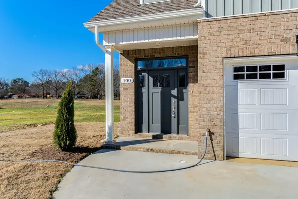 100 Creek Wood Road, Manchester, TN 37355