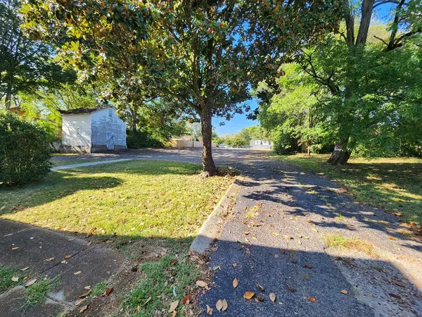 432 E Main St, Gallatin, TN 37066