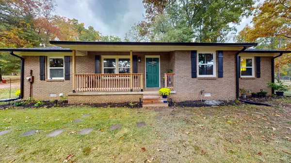 56 Mockingbird St, Erin, TN 37061