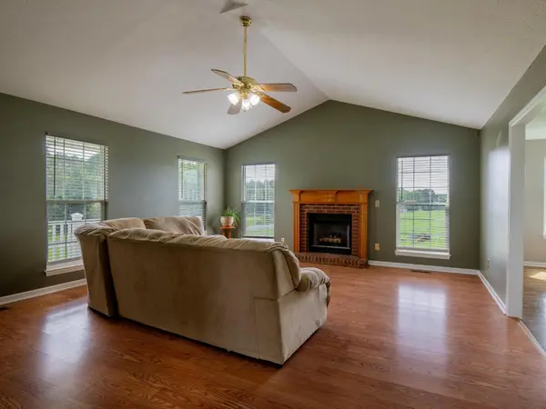 174 Faith Rae Blvd, Morrison, TN 37357