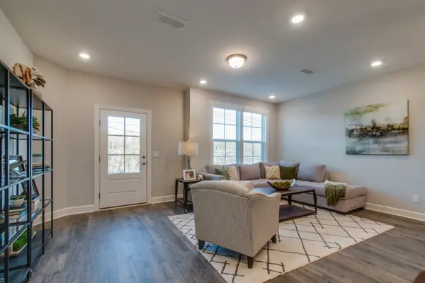 5335 Bellflower Hills, Hermitage, TN 37076